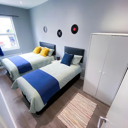 Modern 1 Bedroom Flat In Wood Green